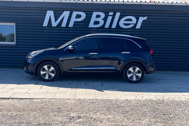 Blå Kia Niro fra 2019