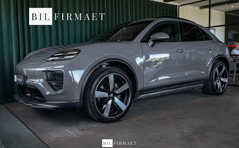 Porsche Macan 4