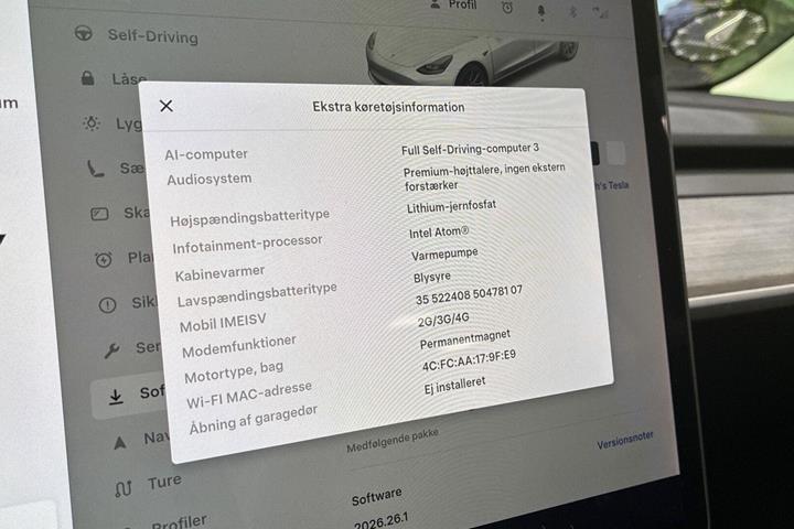 Hvid Tesla Model 3 fra 2021