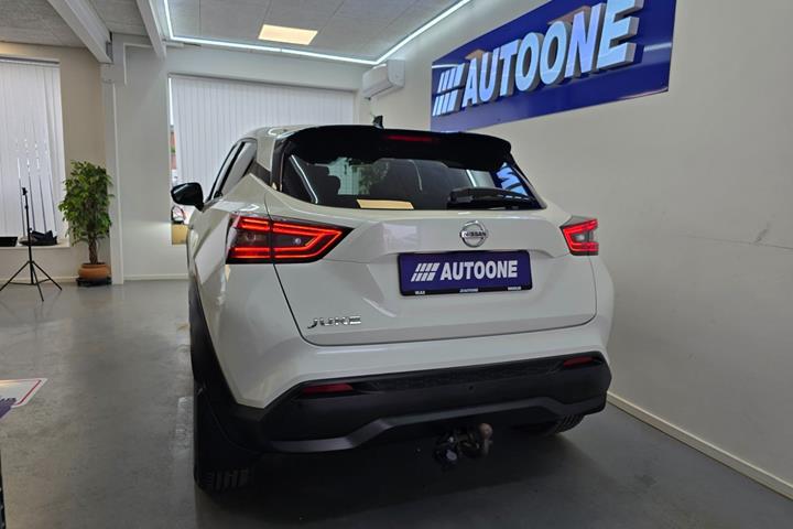Hvid Nissan Juke fra 2021