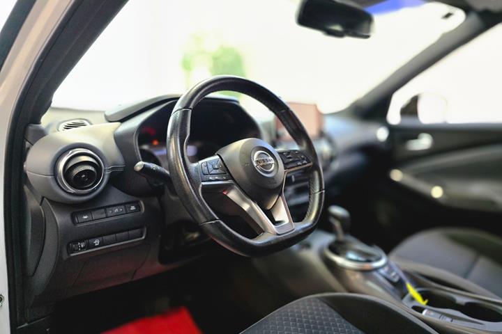 Hvid Nissan Juke fra 2021