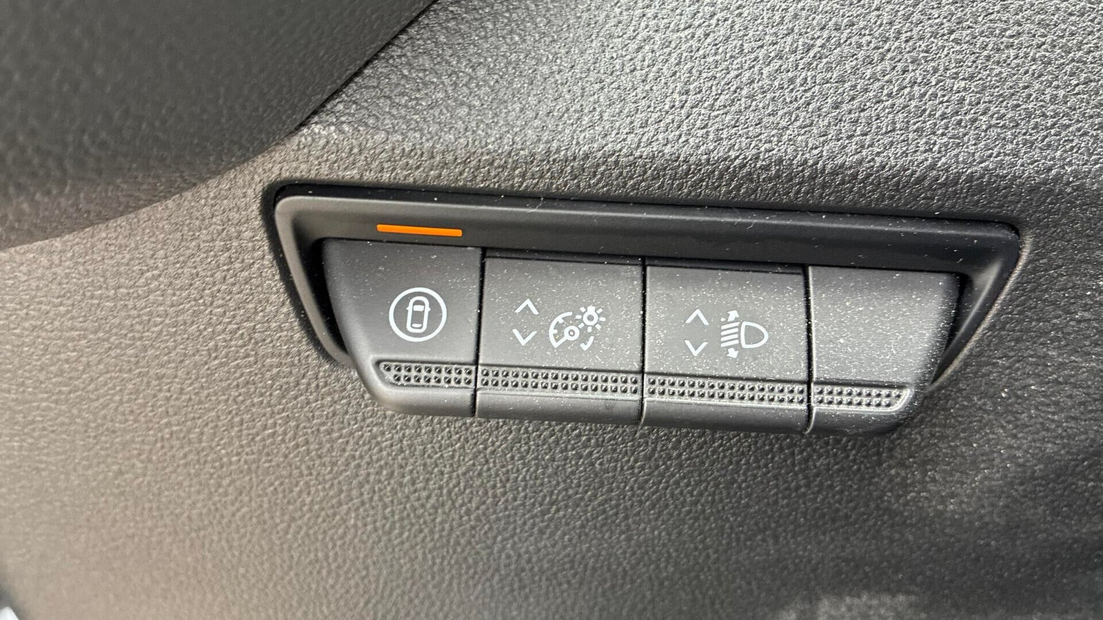 Hvid Renault Master V T35 fra 2025