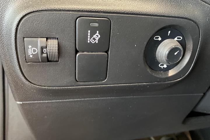 Rød Citroën C3 fra 2020