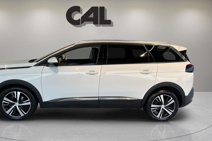 Hvid Peugeot 5008 fra 2018