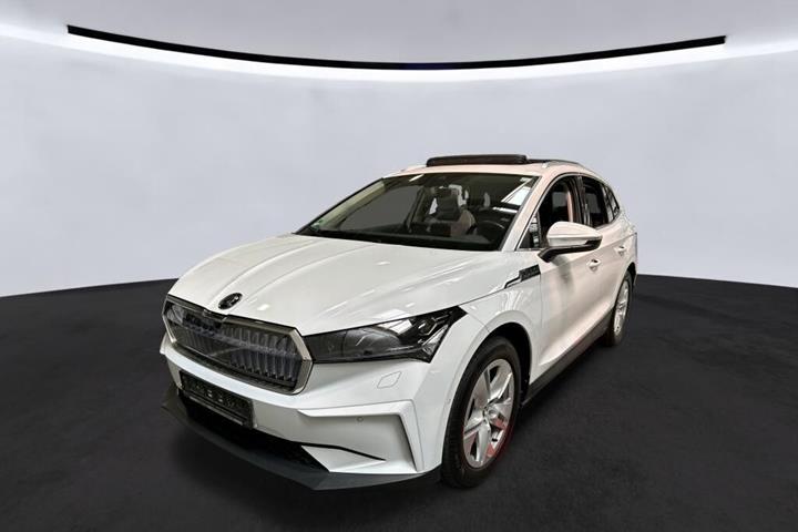 Hvid Skoda Enyaq fra 2022