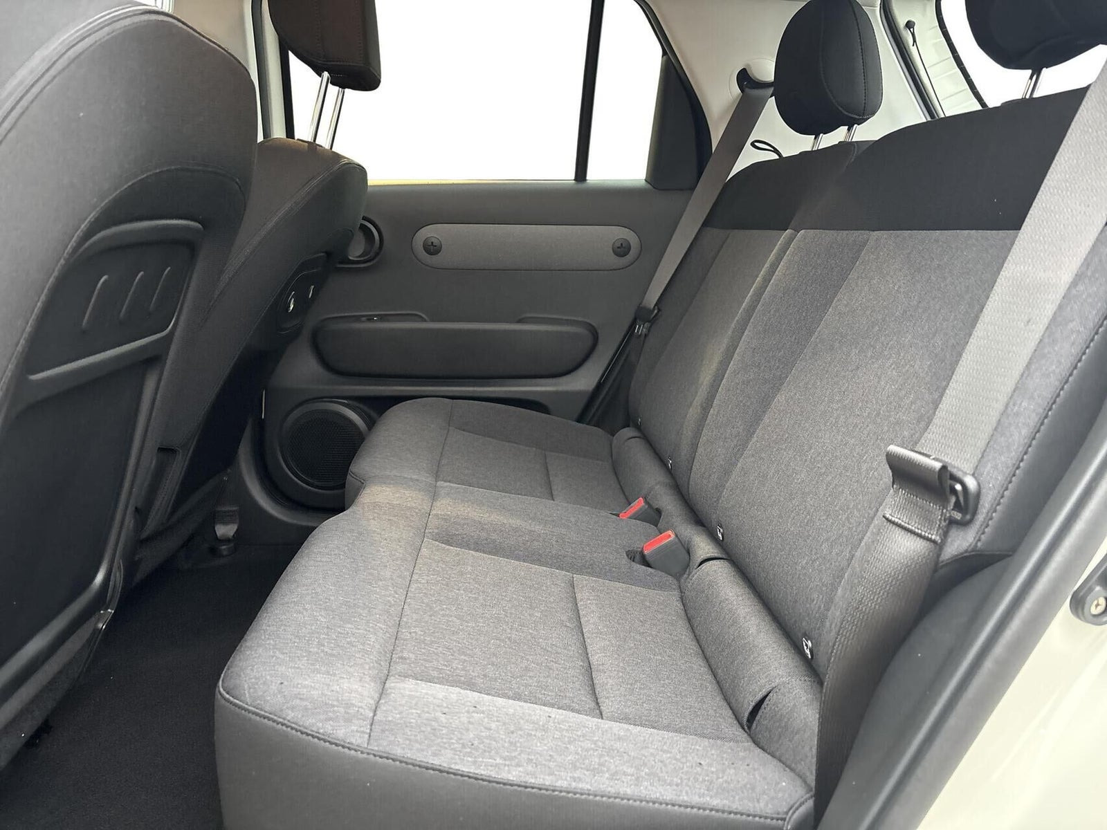 Hvid Hyundai Inster fra 2026