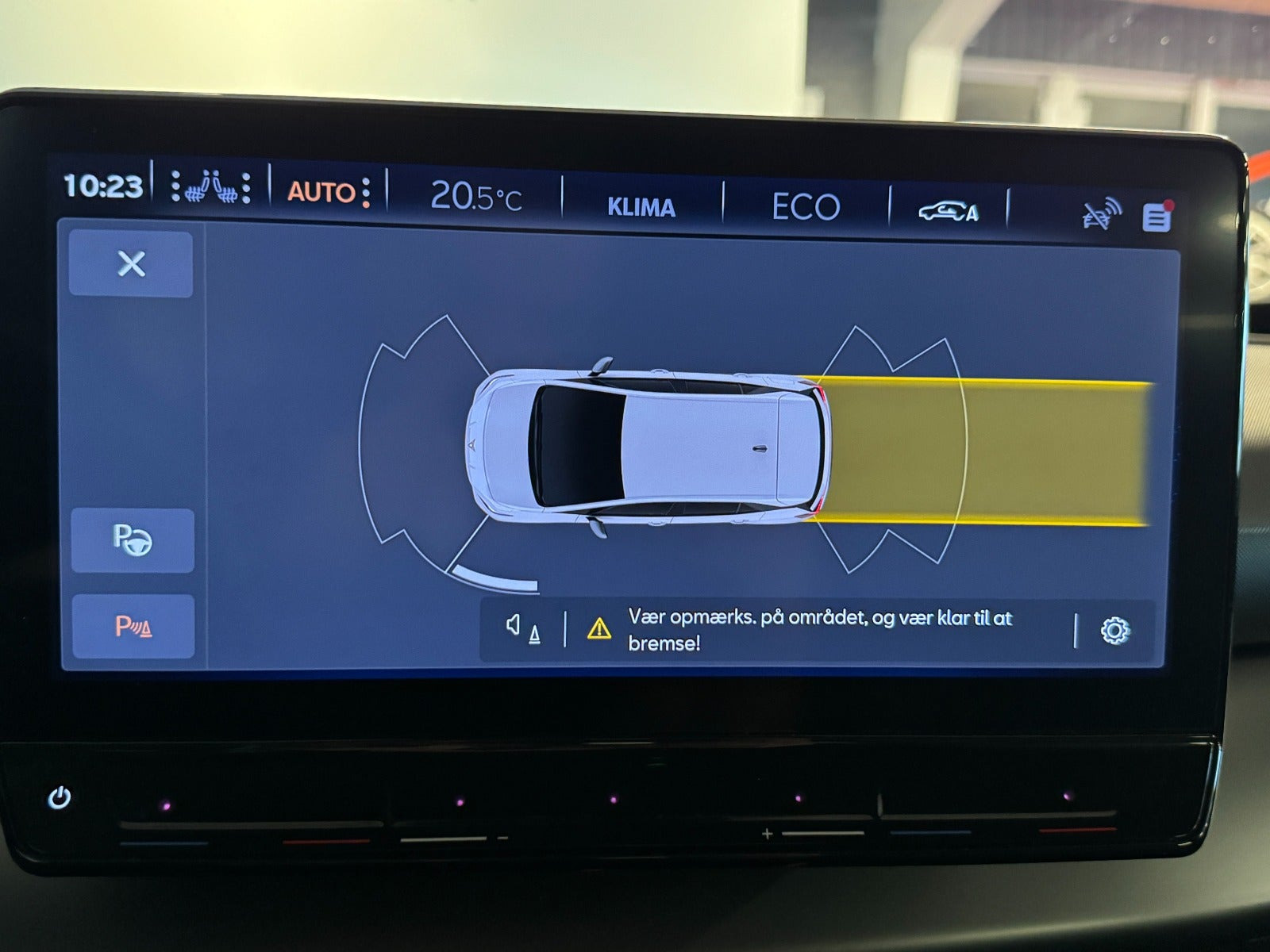 Grå Cupra Born fra 2023
