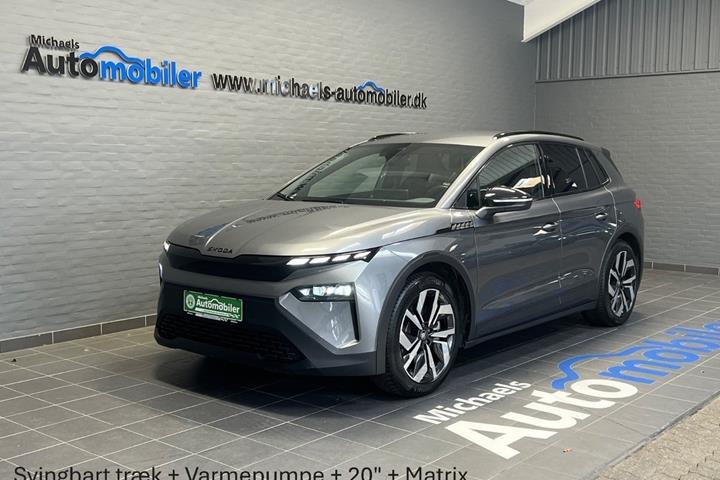 Grå Skoda Elroq fra 2025 set udefra