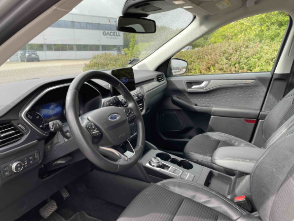 Sølv Ford Kuga fra 2020