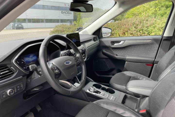 Sølv Ford Kuga fra 2020
