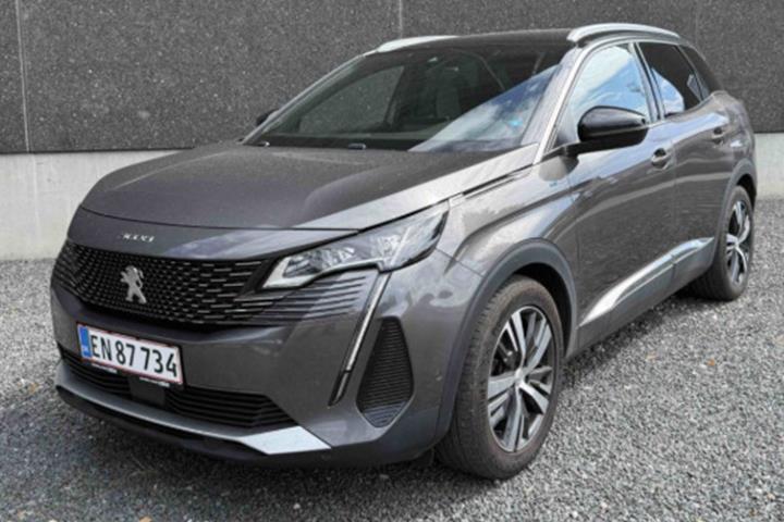 Grå Peugeot 3008 fra 2021