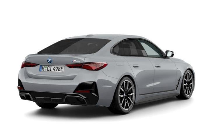 Grå BMW i4 fra 2026
