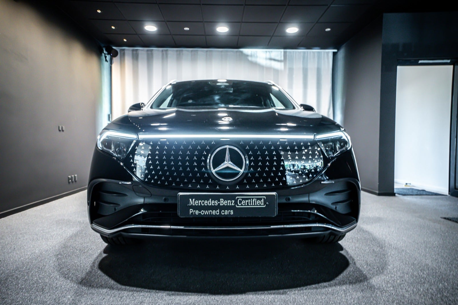 Sort Mercedes EQA250+ fra 2025