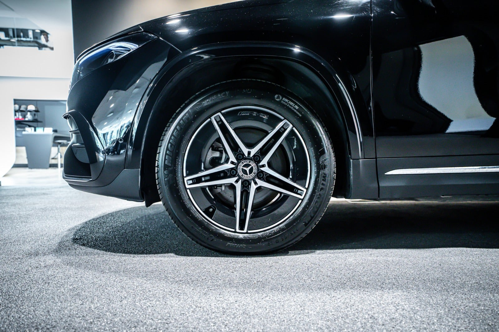 Sort Mercedes EQA250+ fra 2025