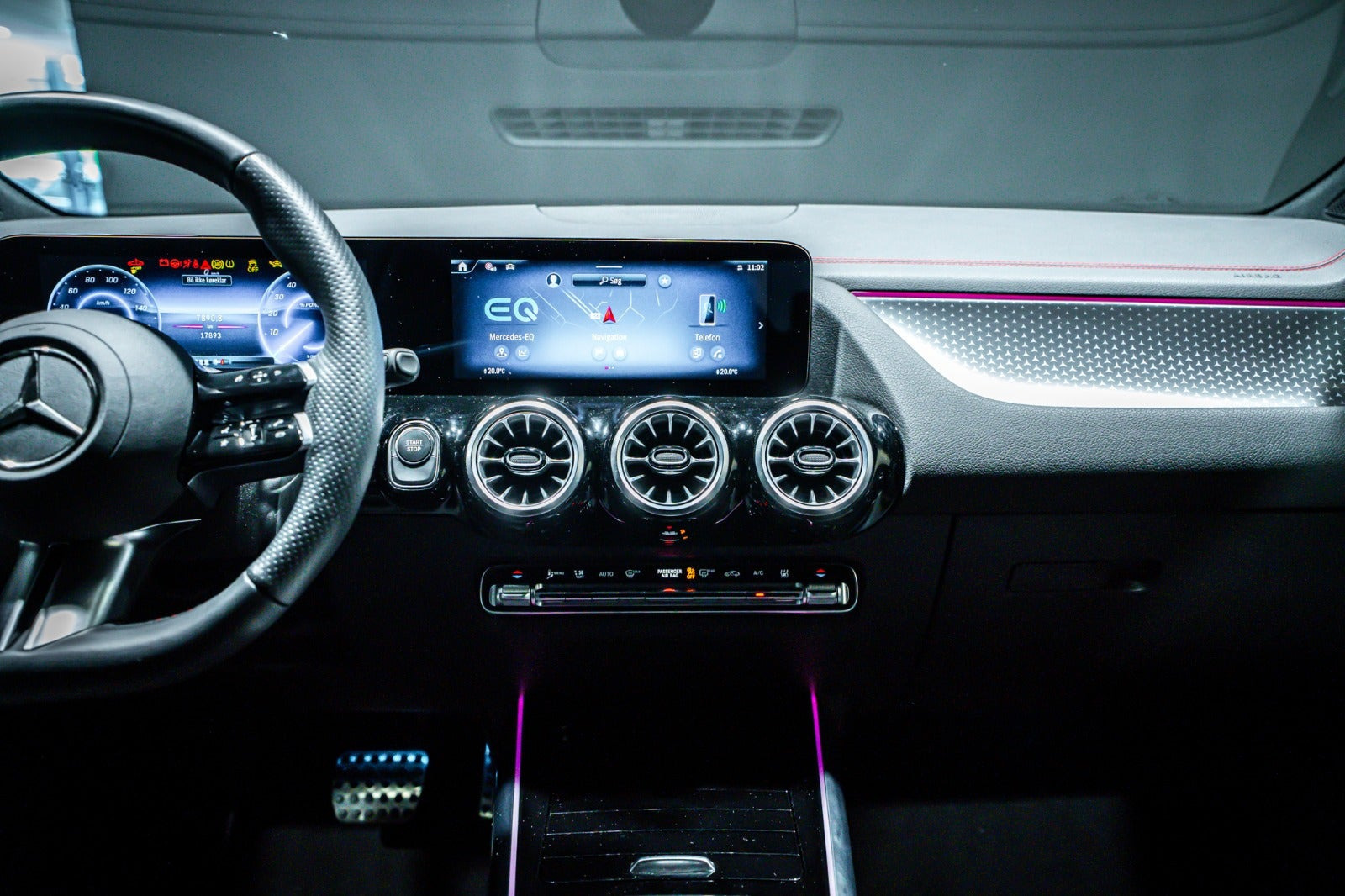 Sort Mercedes EQA250+ fra 2025