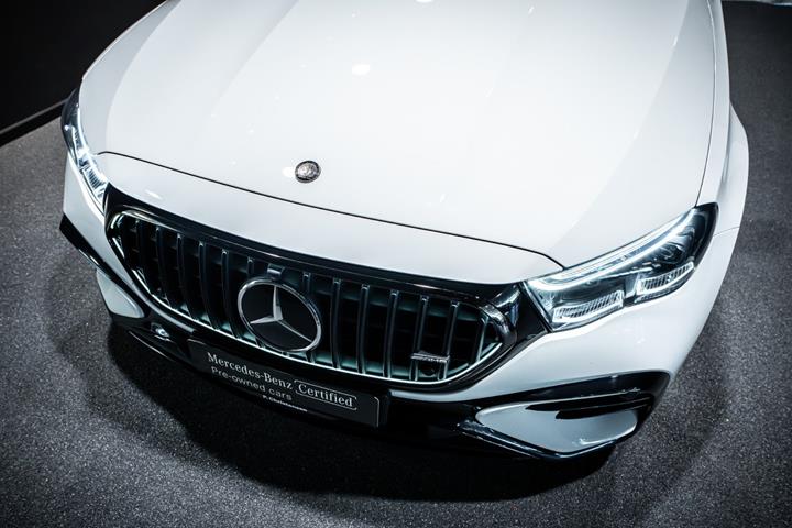 Hvid Mercedes E53 fra 2025
