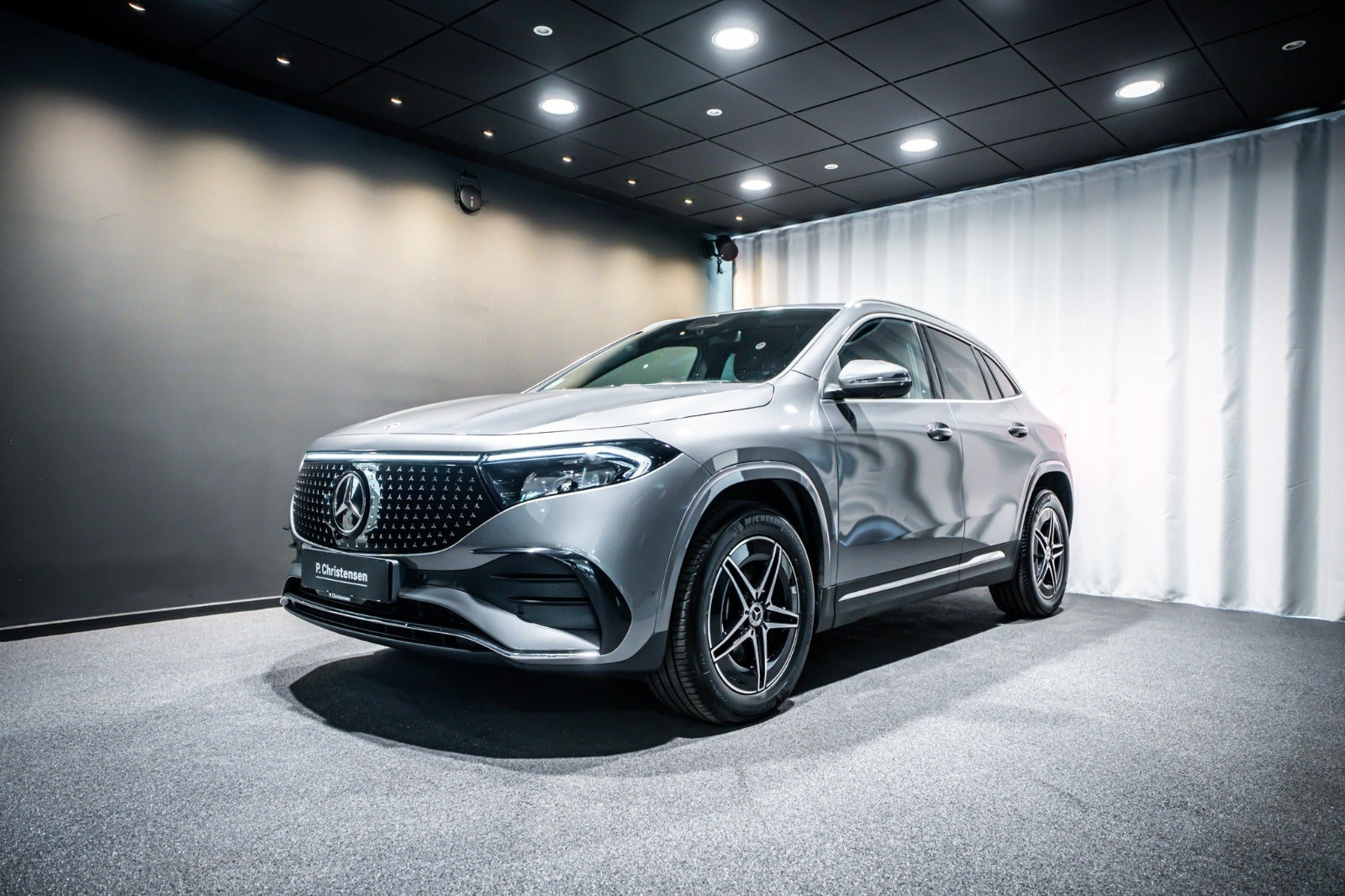 Grå Mercedes EQA250+ fra 2026