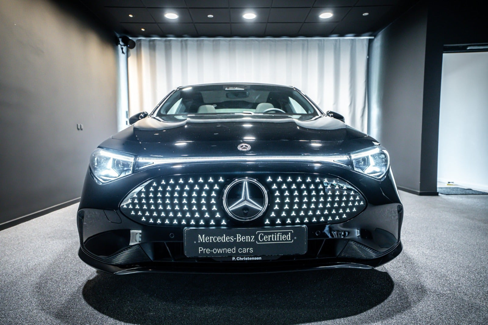 Sort Mercedes CLA250+ fra 2026