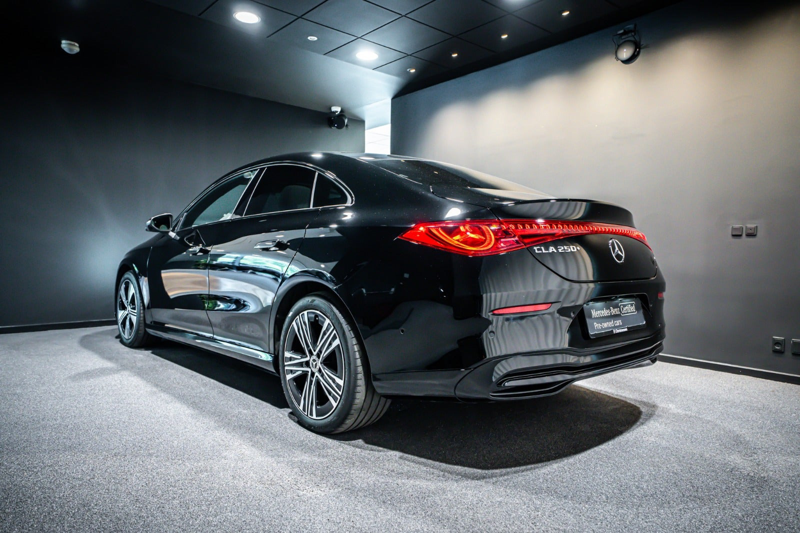 Sort Mercedes CLA250+ fra 2026