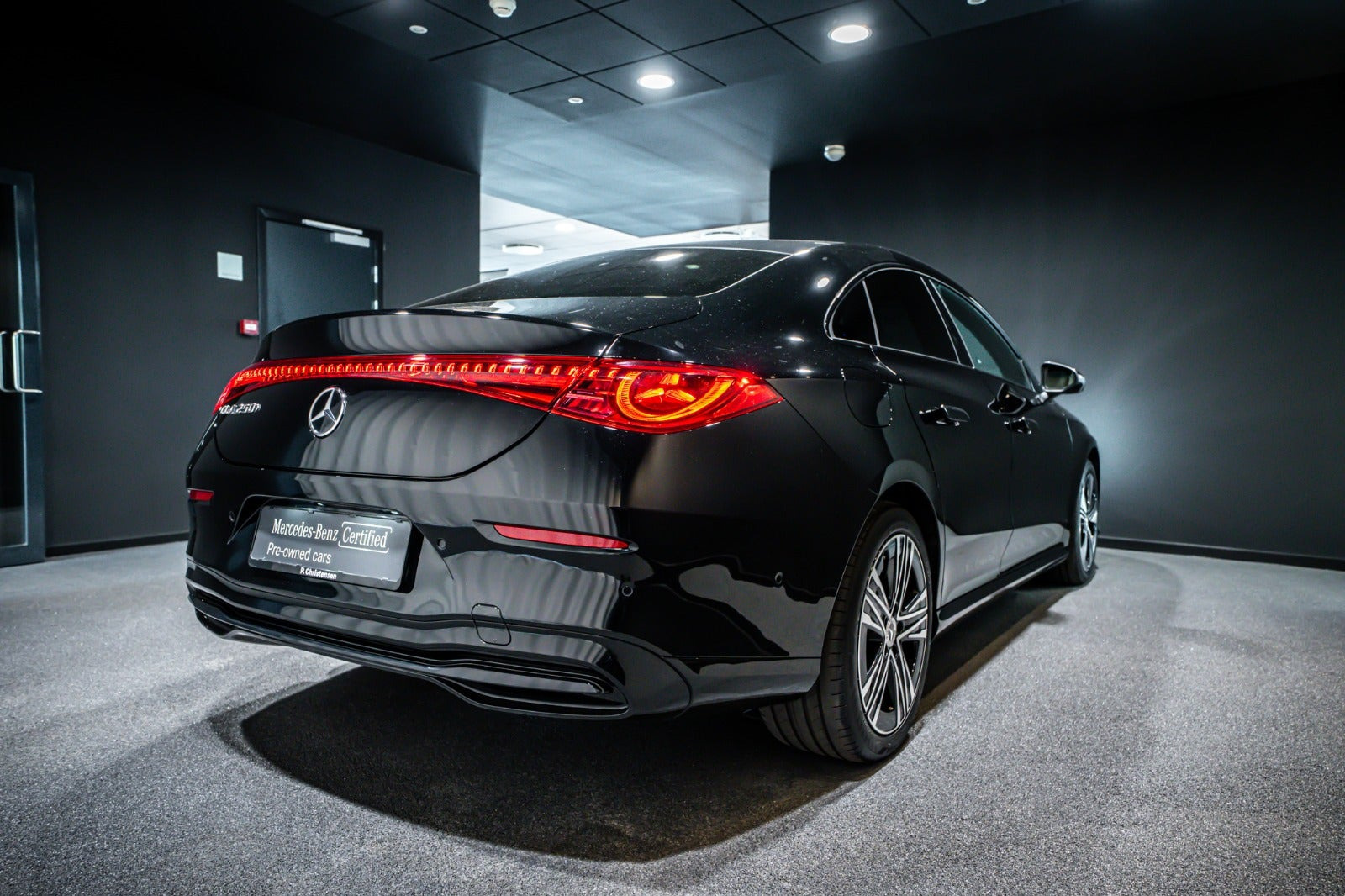 Sort Mercedes CLA250+ fra 2026