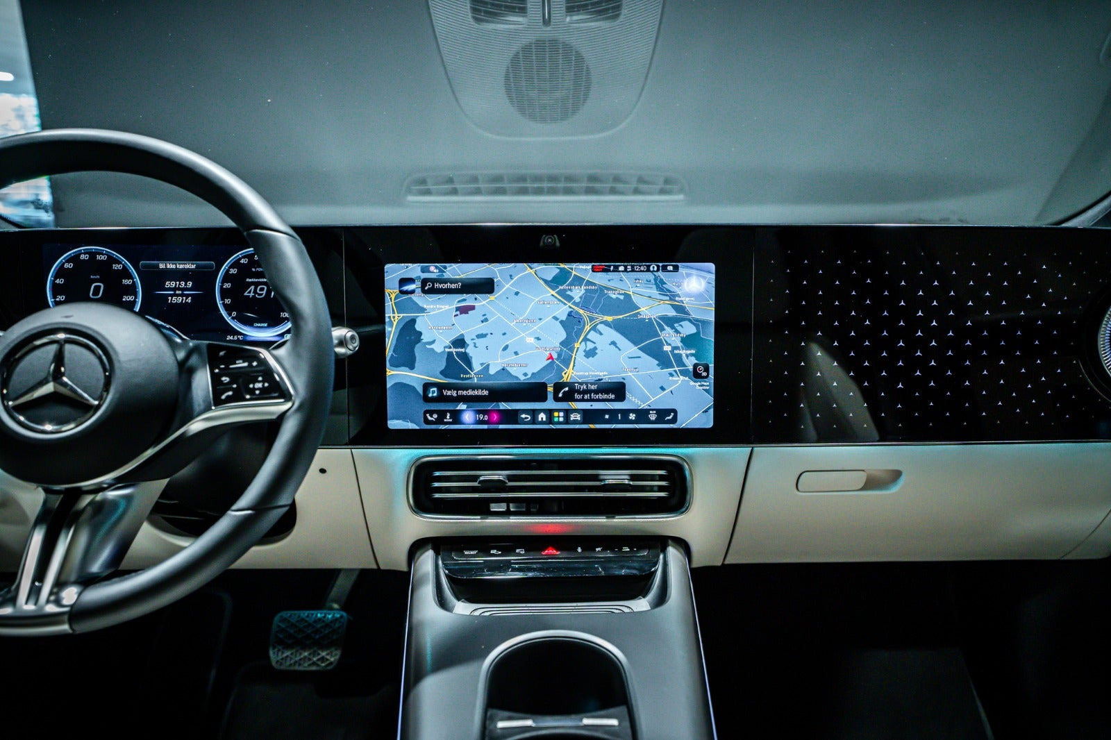 Sort Mercedes CLA250+ fra 2026