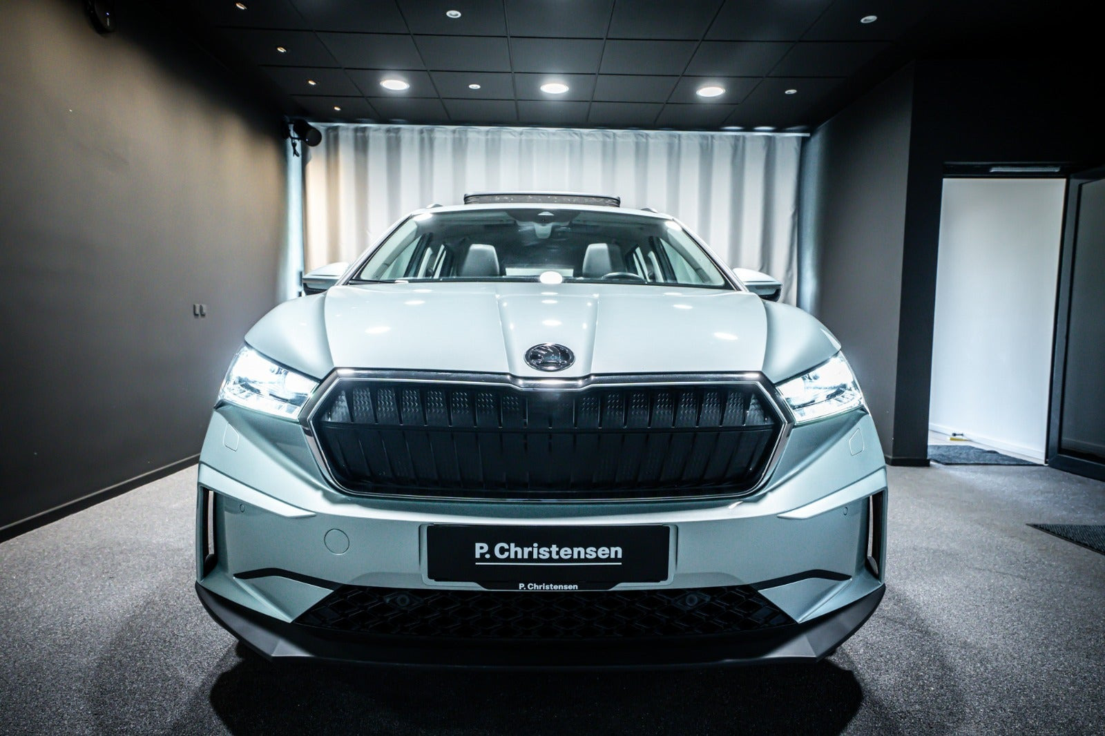Grøn Skoda Enyaq fra 2023
