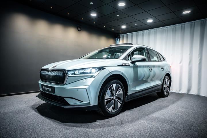 Grøn Skoda Enyaq fra 2023