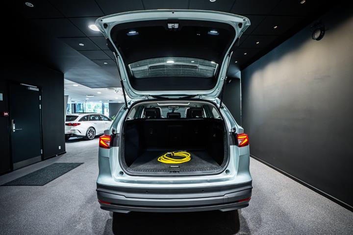 Grøn Skoda Enyaq fra 2023