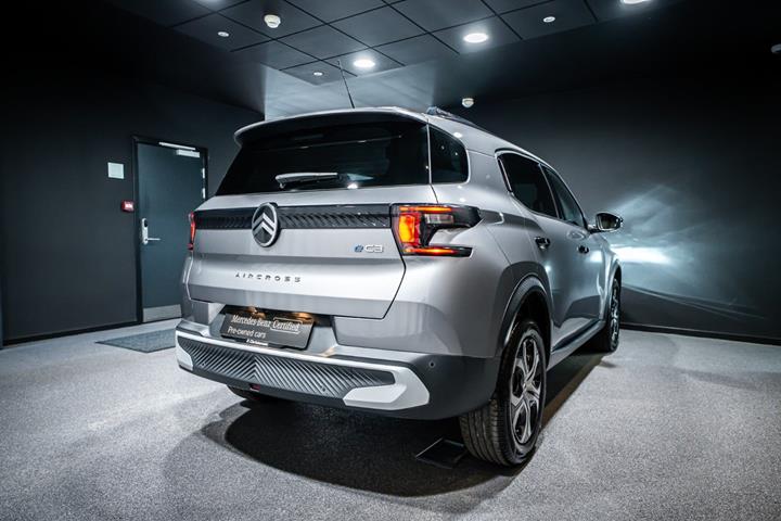 Grå Citroën e-C3 Aircross fra 2025