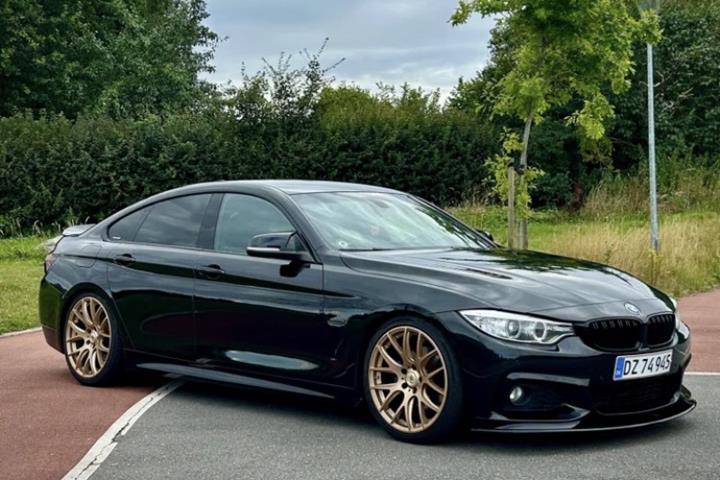 Sort BMW 4-serie fra 2016