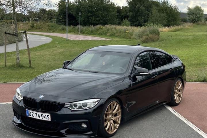 Sort BMW 4-serie fra 2016