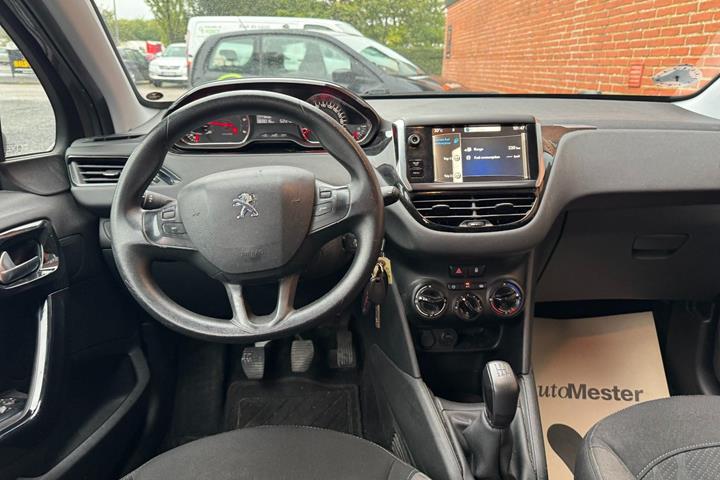 undefined Peugeot 208 fra 2012