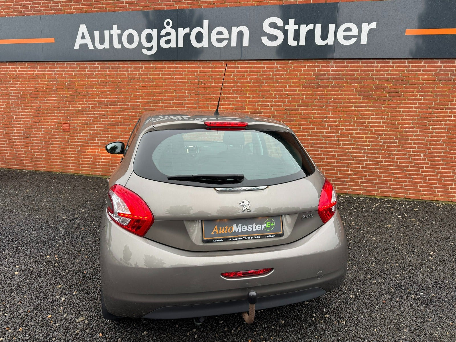 undefined Peugeot 208 fra 2012