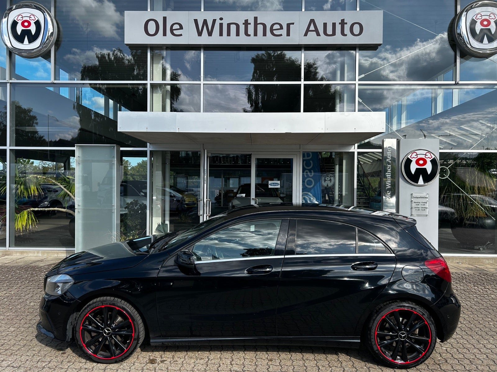 Sort Mercedes A200 d fra 2017
