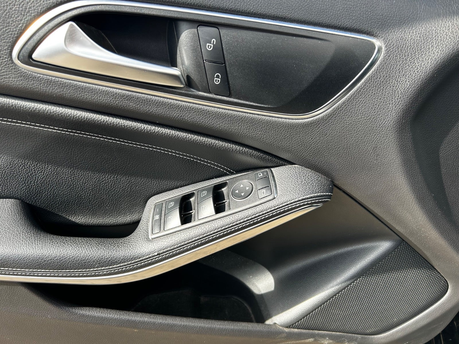 Sort Mercedes A200 d fra 2017