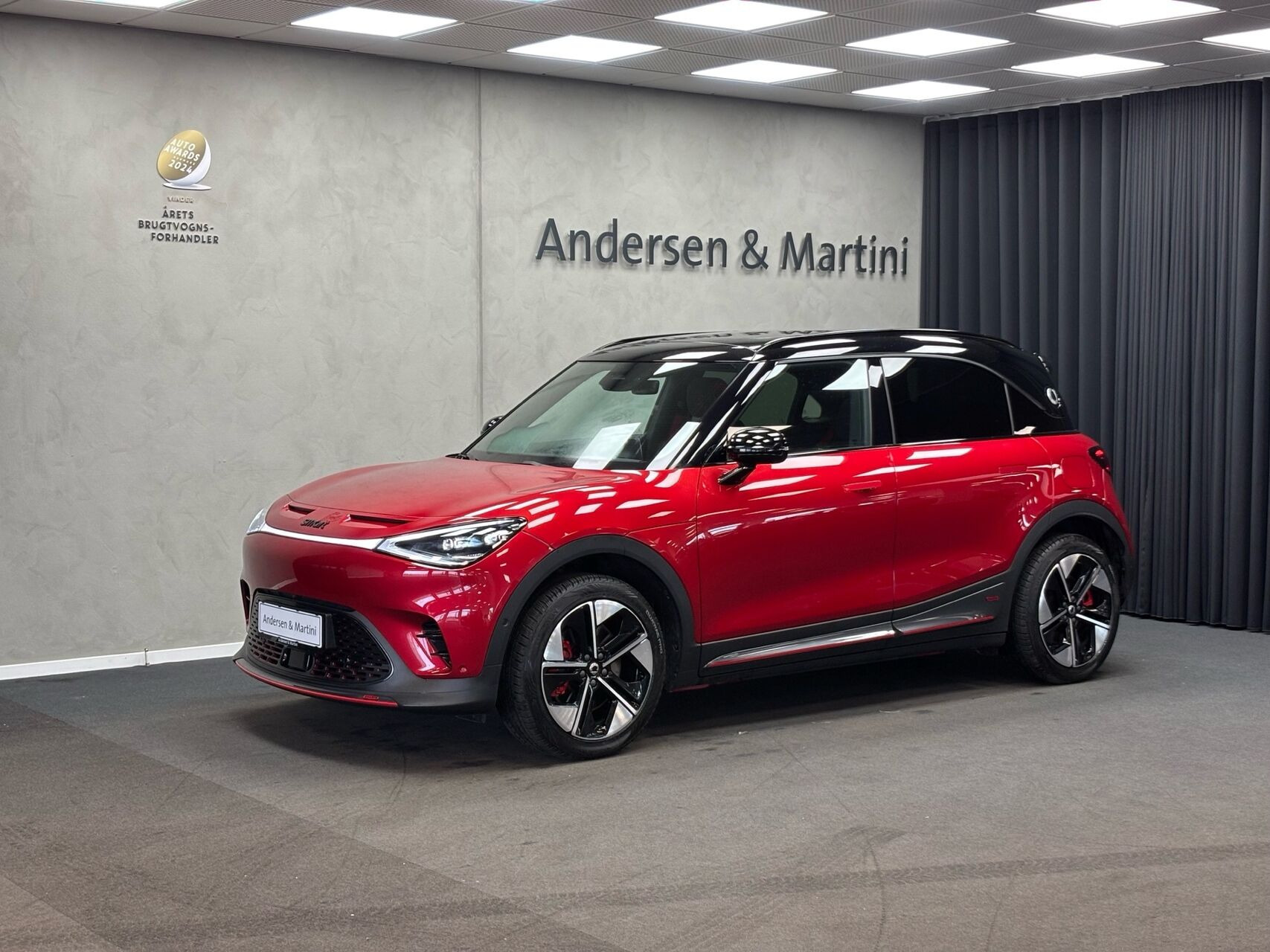 Rød Smart #1 fra 2024 set udefra