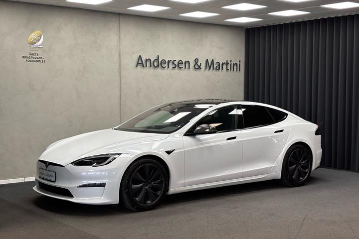Hvid Tesla Model S fra 2023