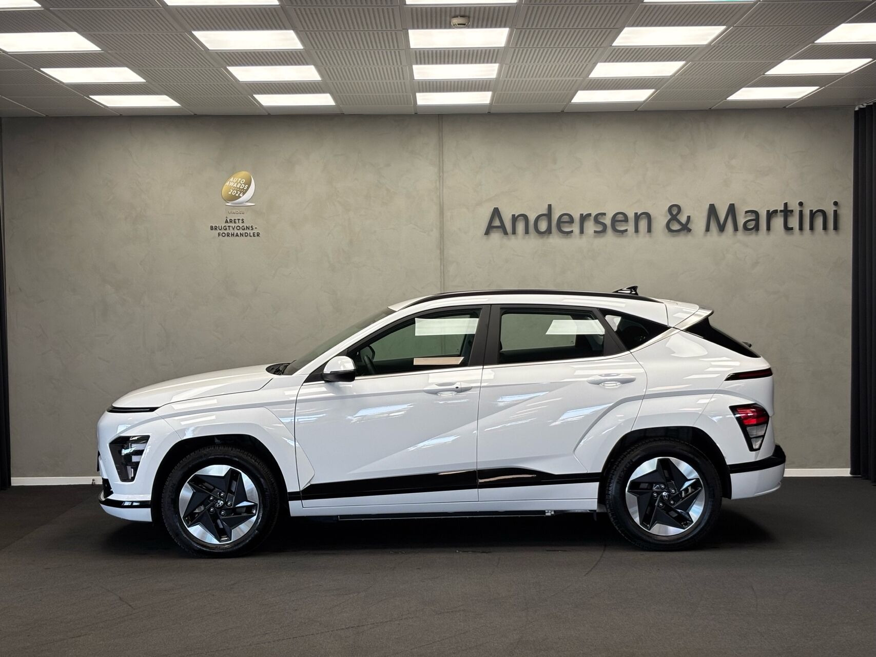 Hvid Hyundai Kona fra 2025
