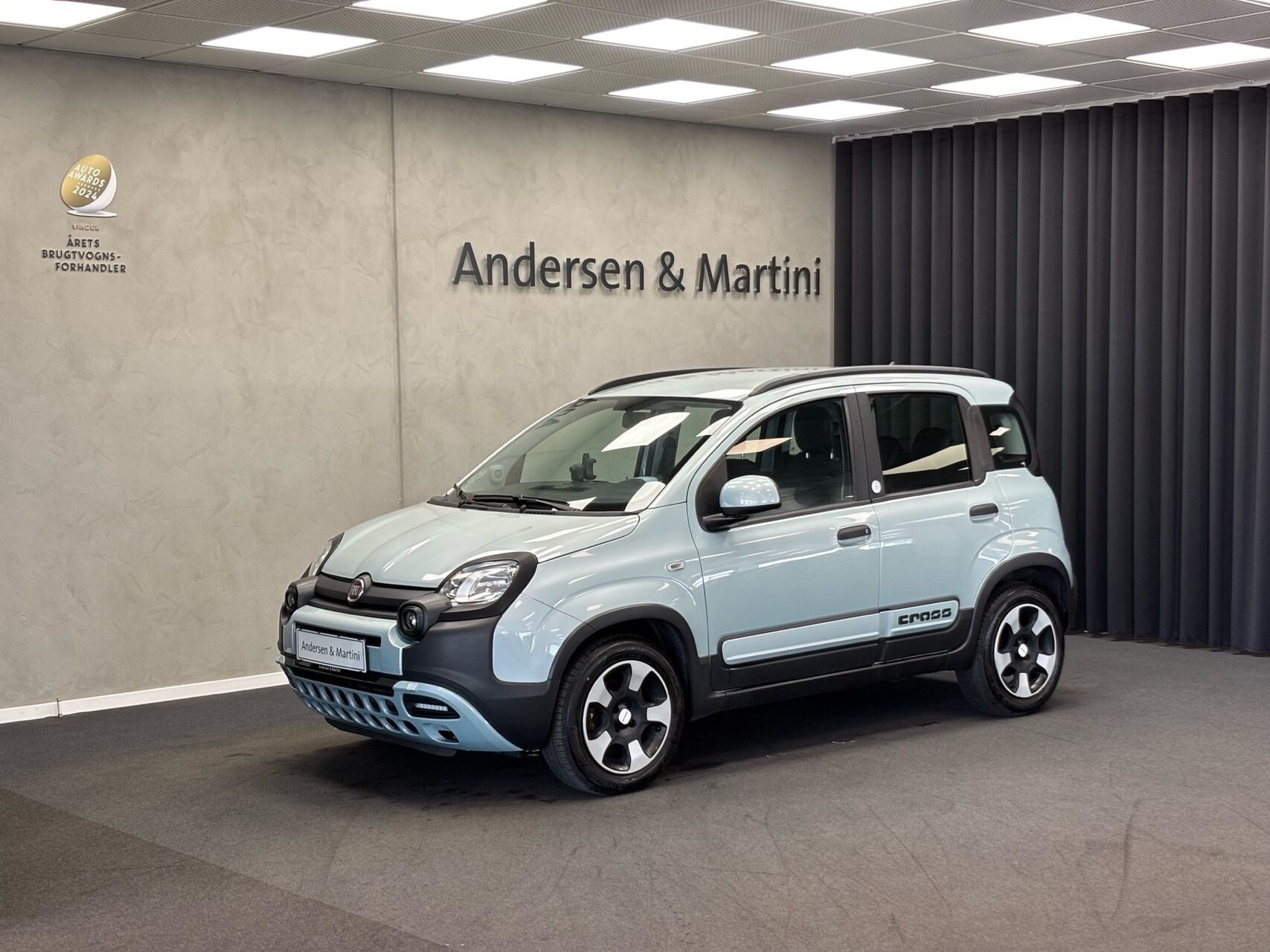 Blå Fiat Panda fra 2020 set udefra