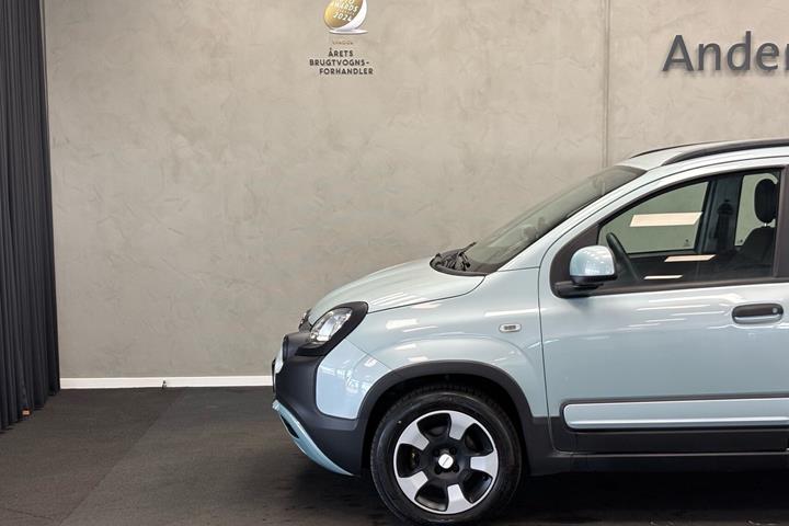 Blå Fiat Panda fra 2020
