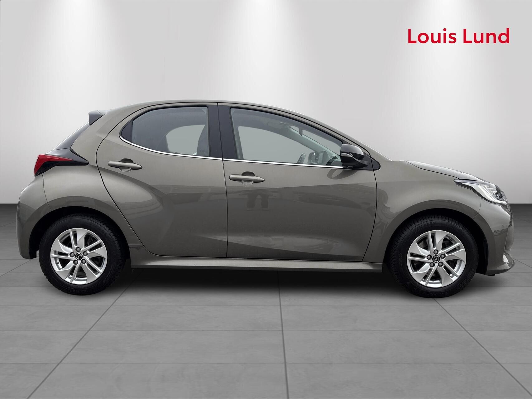 Bronze Mazda 2 fra 2022