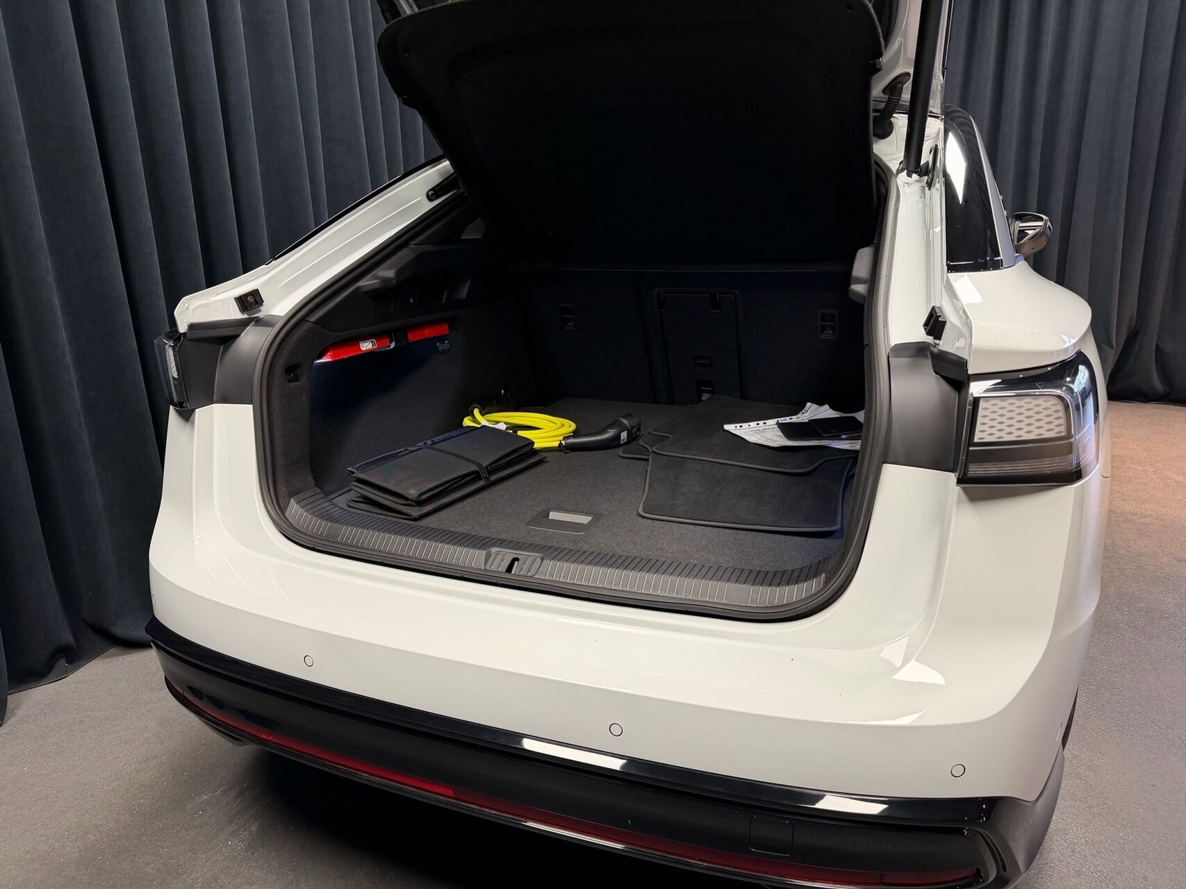 Hvid VW ID.7 fra 2024