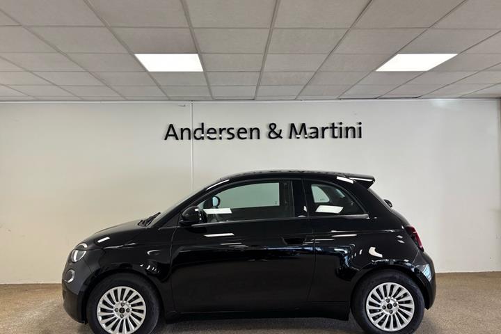 Sort Fiat 500e fra 2023