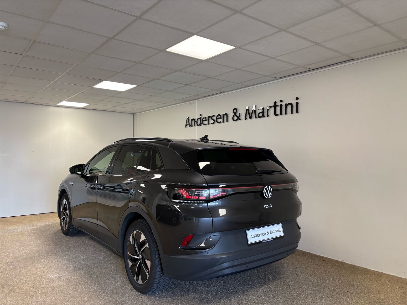Grå VW ID.4 fra 2021