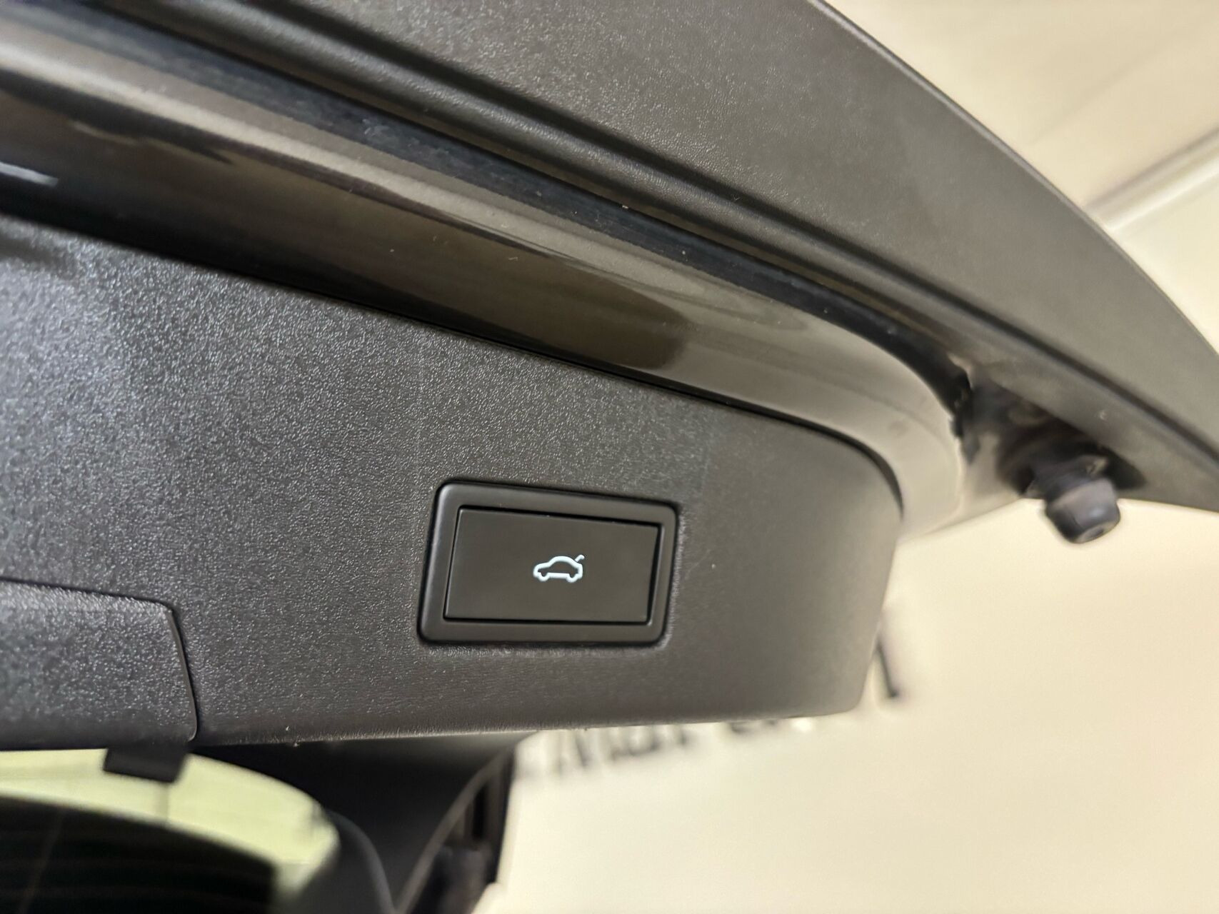 Grå VW ID.4 fra 2021