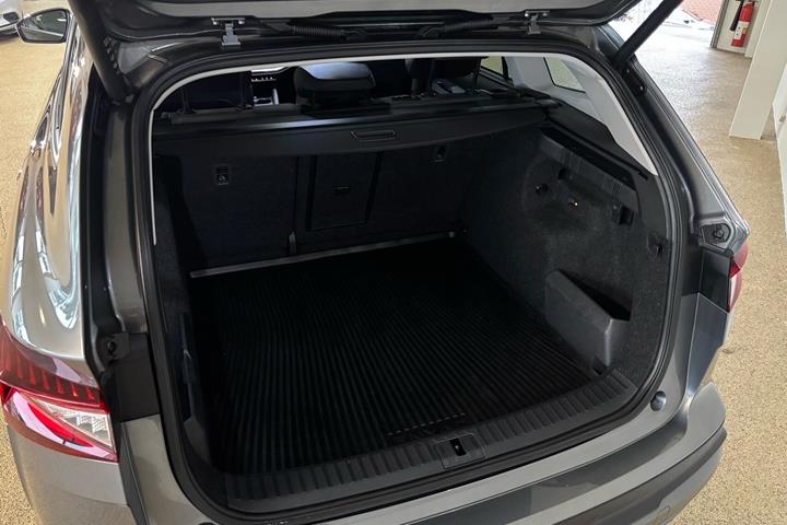 Sort Skoda Enyaq fra 2024
