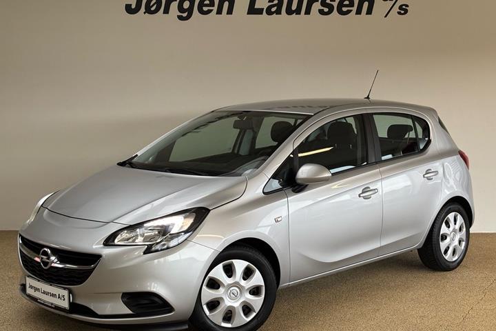 Sølv Opel Corsa fra 2015