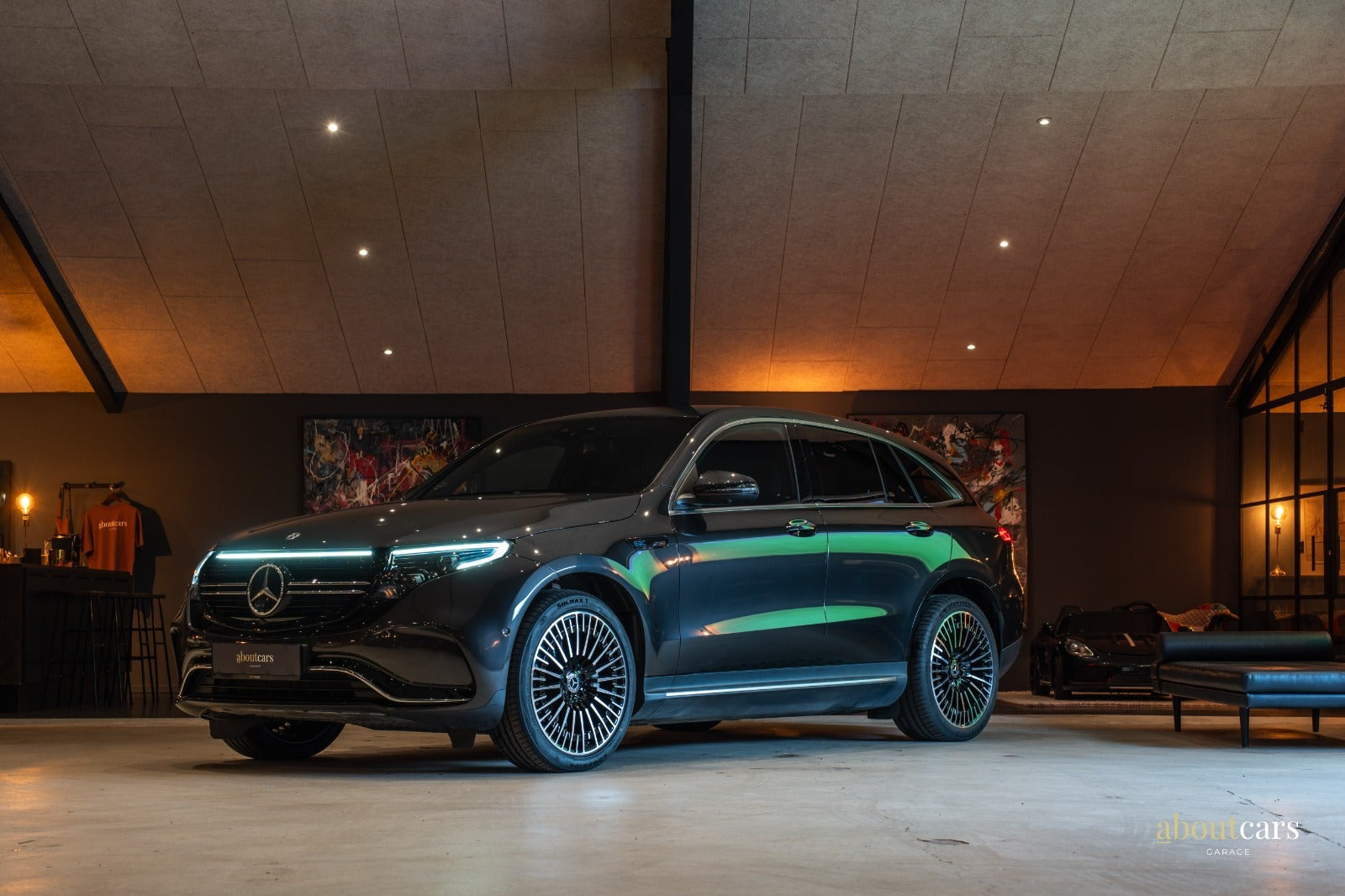 Sort Mercedes EQC400 fra 2021