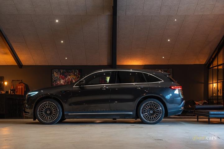 Sort Mercedes EQC400 fra 2021