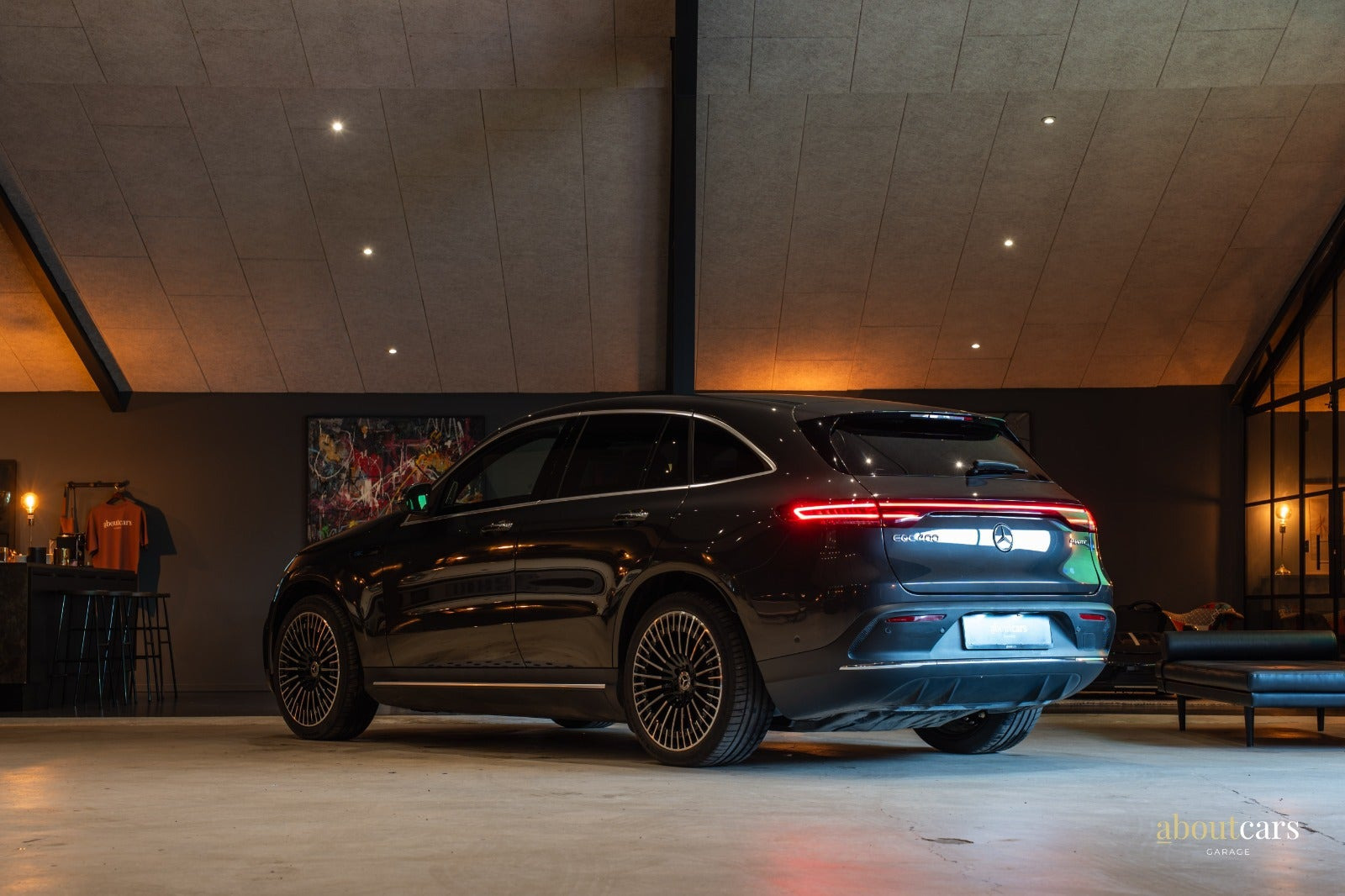 Sort Mercedes EQC400 fra 2021
